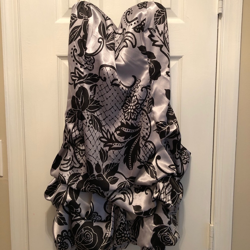 NWT mymichelle Silver Floral Cocktail Dress